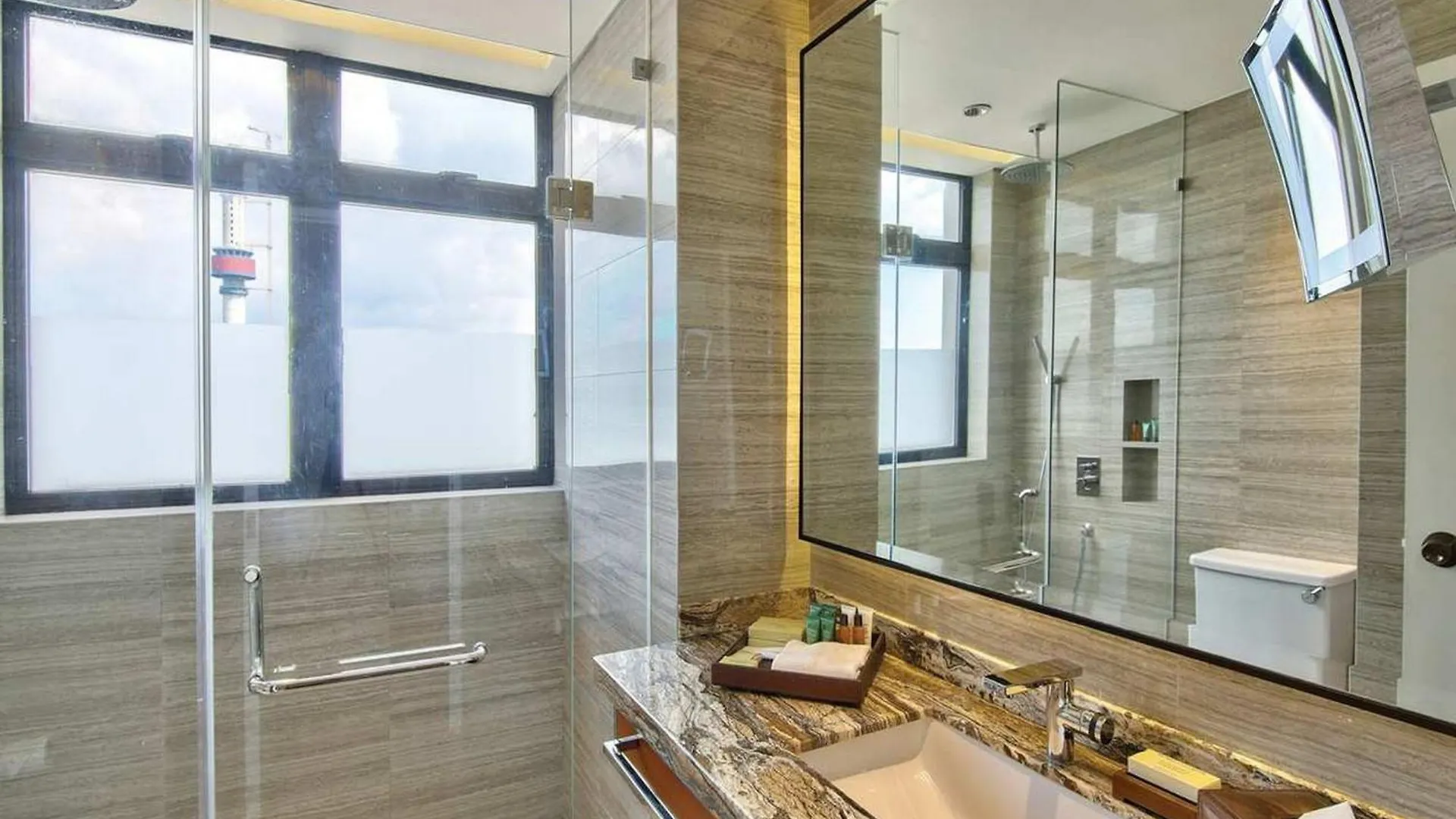 Hilton Colombo Residence Apartment