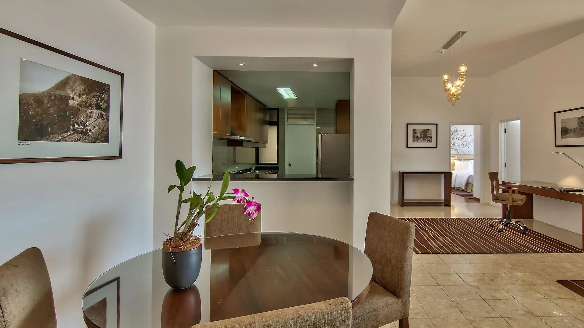 Hilton Colombo Residence Apartment