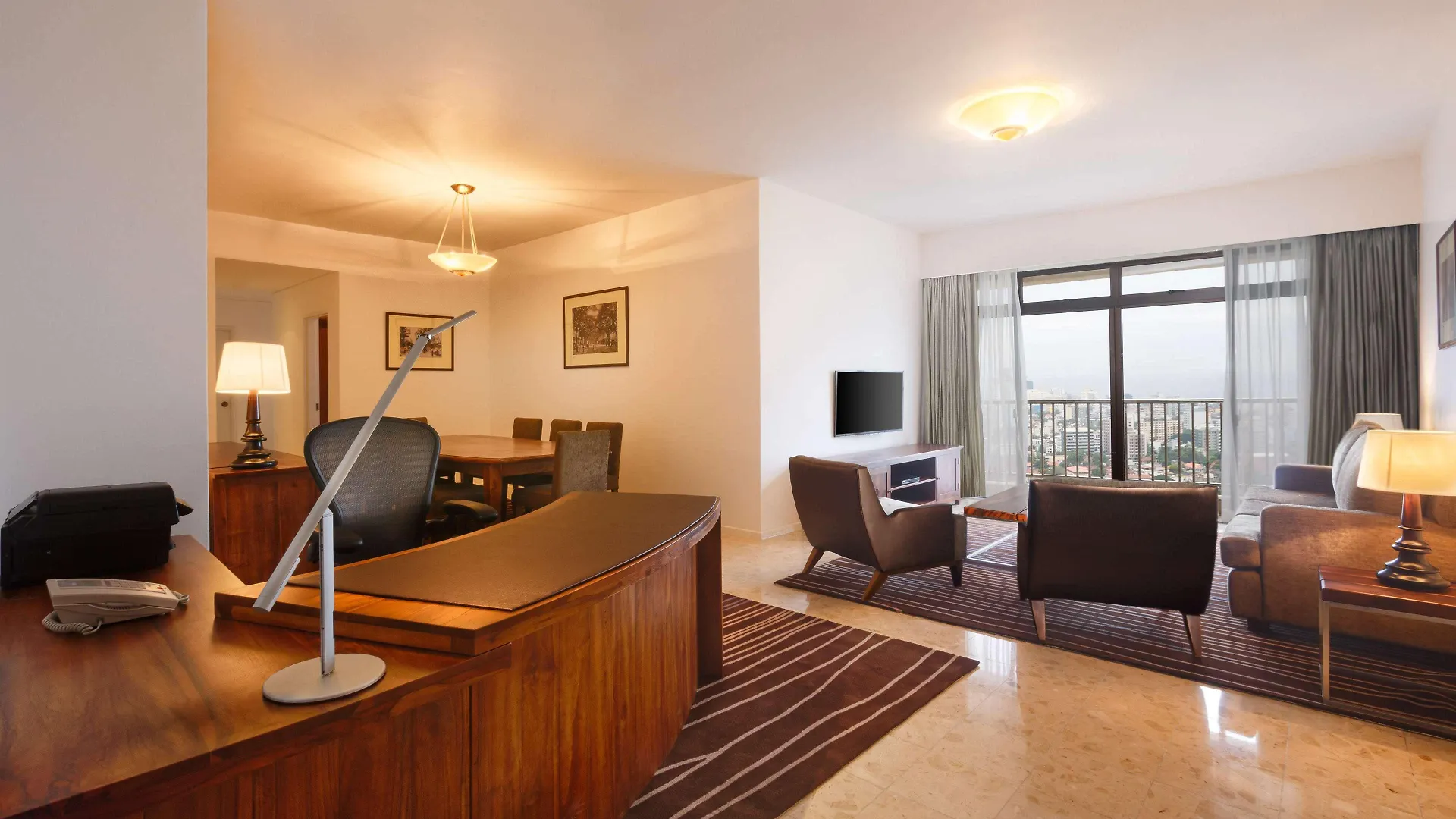 Hilton Colombo Residence