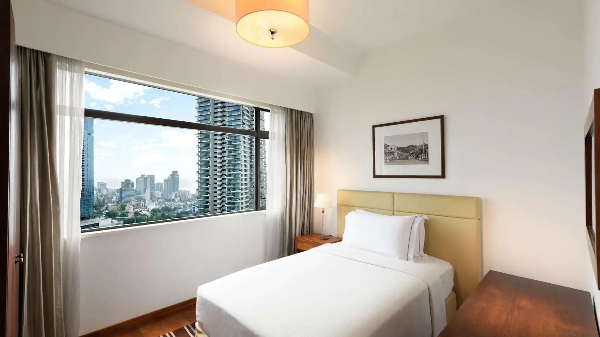 Hilton Colombo Residence Apartment